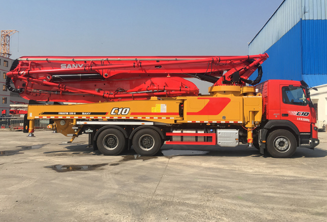 深圳地区超长臂架泵车施工案例与技术应用解析