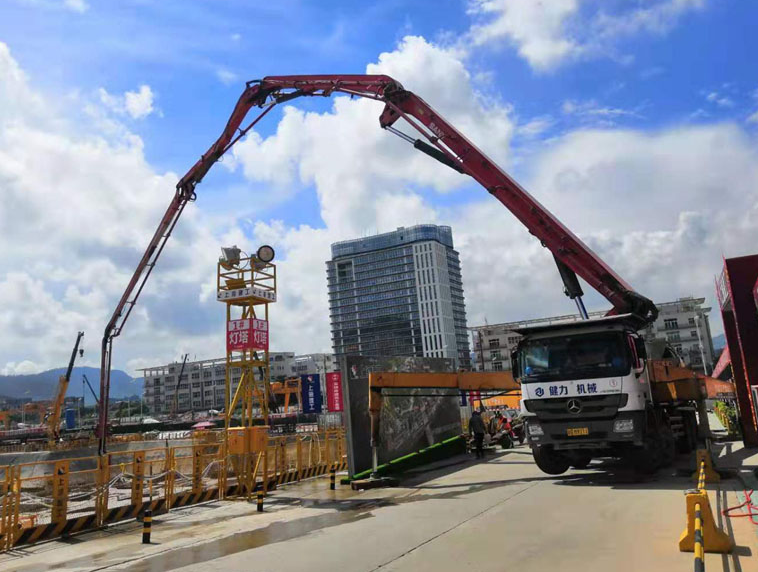 混凝土泵车 混凝土泵车