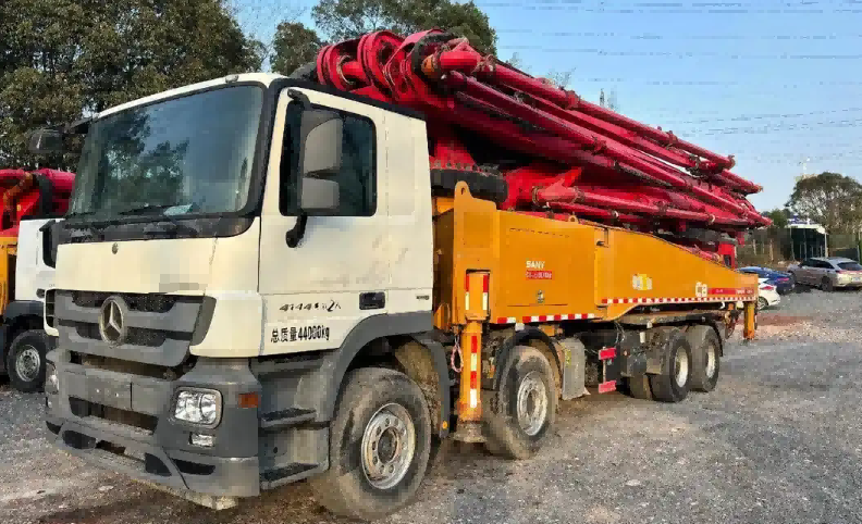 泵车水下混凝土浇筑施工的技术要点与专用设备配置